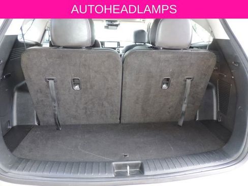 Used 2022 Kia Sorento EX w/ Panoramic Sunroof Package FWD image 13
