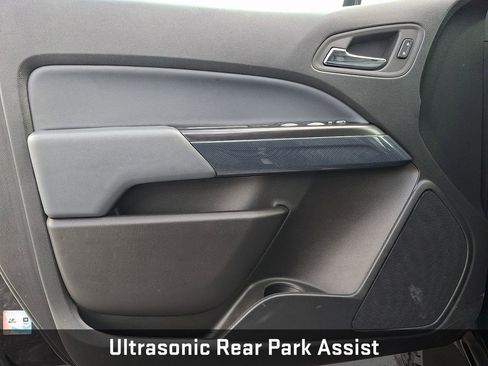 Used 2022 Chevrolet Colorado Z71 w/ Z71 Midnight Edition image 15