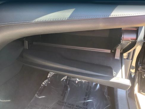 Used 2021 Toyota Camry SE FWD image 38