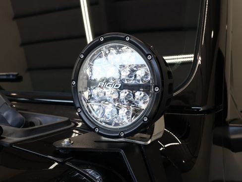 Used 2021 Jeep Gladiator Rubicon AWD/4WD image 9