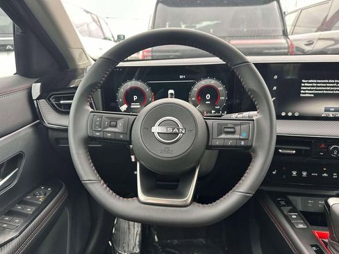 New 2026 Nissan Kicks SR w/ Illumination Package AWD/4WD image 14