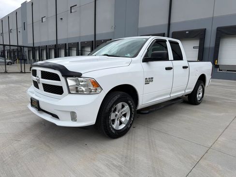 Used 2019 RAM 1500 Express AWD/4WD image 2