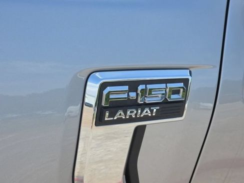 Used 2024 Ford F150 Lariat w/ Tow/Haul Package AWD/4WD image 12