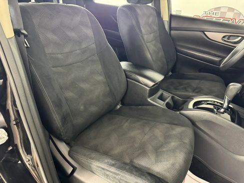 Used 2014 Nissan Rogue S AWD/4WD image 31