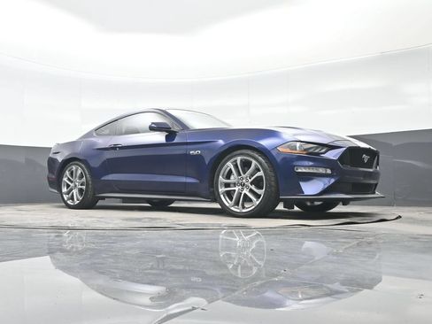 Used 2018 Ford Mustang GT Premium w/ Safe & Smart Package RWD image 30