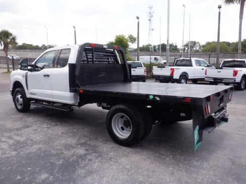 Used 2025 Ford F350 XLT AWD/4WD image 3