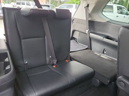 Used 2025 Toyota Grand Highlander AWD image 37