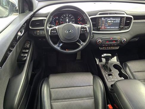 Used 2019 Kia Sorento SX image 10