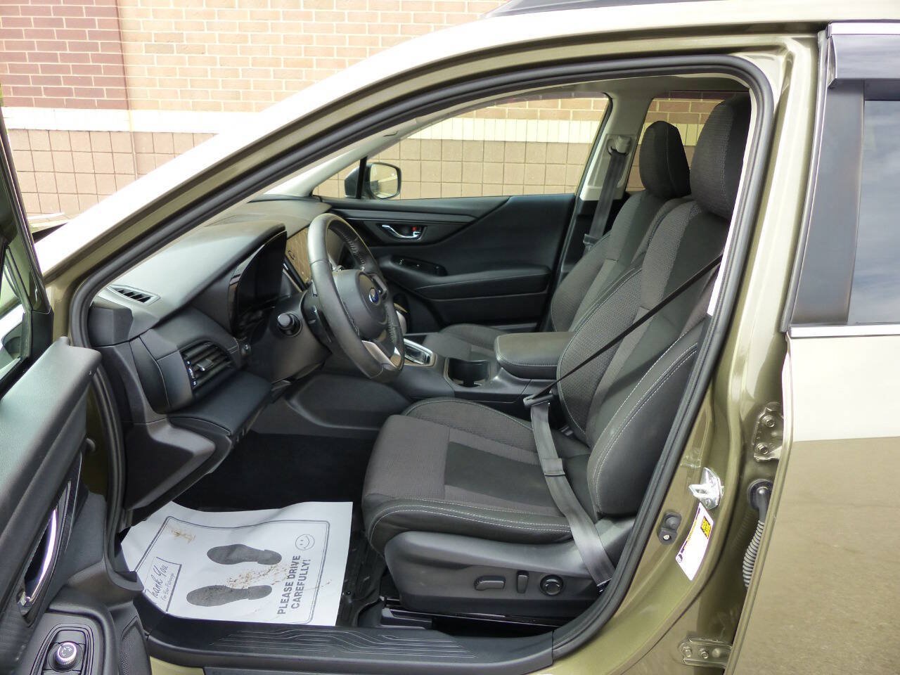 Used 2023 Subaru Outback Premium AWD/4WD image 22