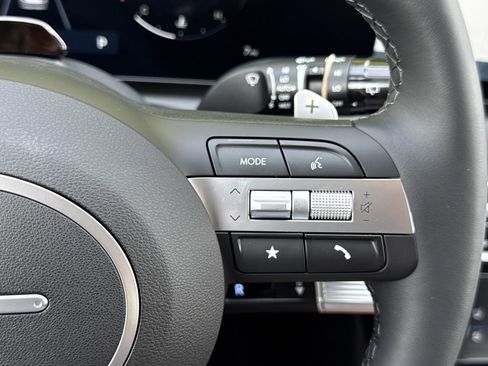 New 2026 Hyundai Tucson Limited FWD image 24