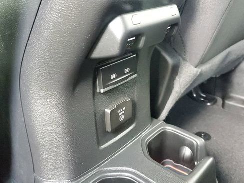 Used 2023 Jeep Wrangler Unlimited Sport AWD/4WD image 26