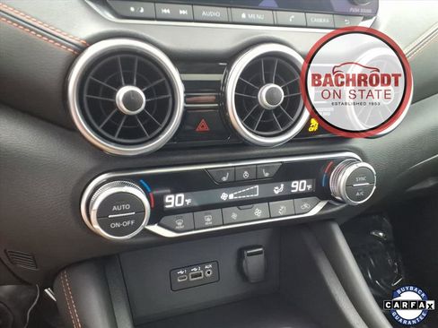 Used 2023 Nissan Sentra SR w/ SR Premium Package image 12