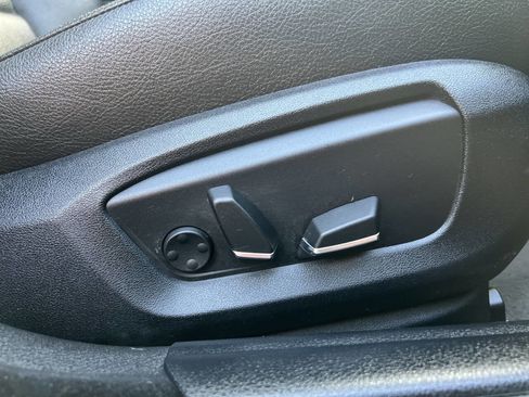 Used 2016 BMW 528i Sedan image 17