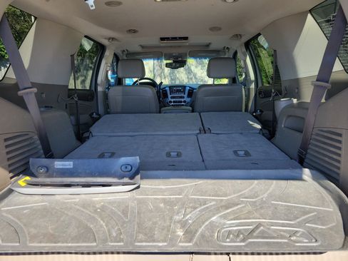 Used 2019 GMC Yukon SLT w/ Open Road Package image 18