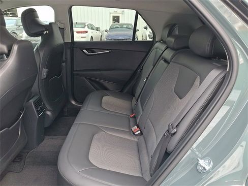 Certified 2023 Kia Niro EX image 10