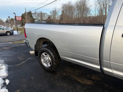 Used 2014 RAM 2500 Tradesman w/ Chrome Appearance Group image 17