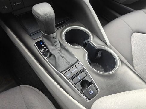 Used 2023 Toyota Camry LE image 16