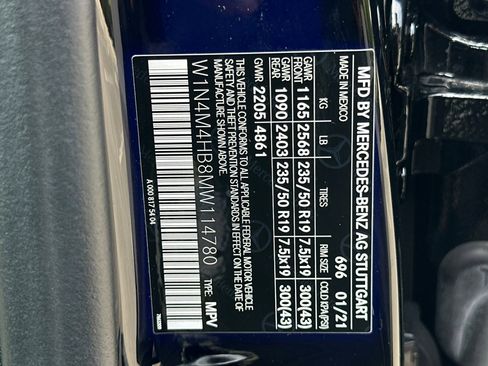 Used 2021 Mercedes-Benz GLB 250 4MATIC image 18