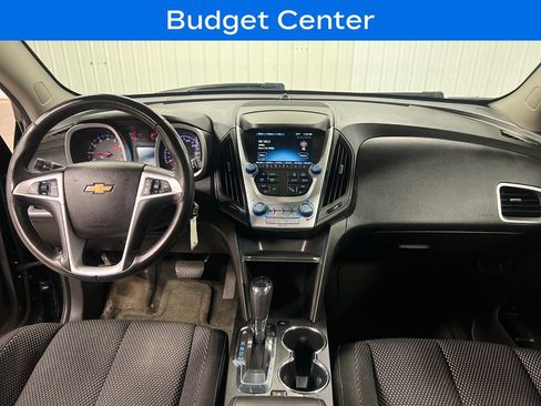 Used 2017 Chevrolet Equinox LT AWD/4WD image 16