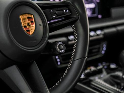 Used 2022 Porsche 911 GT3 RWD image 50