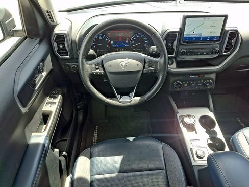 Certified 2021 Ford Bronco Sport Outer Banks w/ Outer Banks Package AWD/4WD image 11