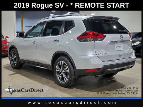 Used 2019 Nissan Rogue SV w/ Premium Package image 12