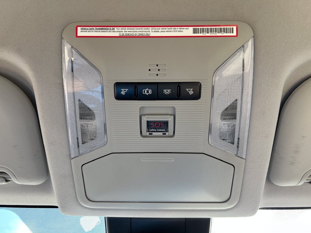 Used 2019 Toyota RAV4 LE FWD image 16