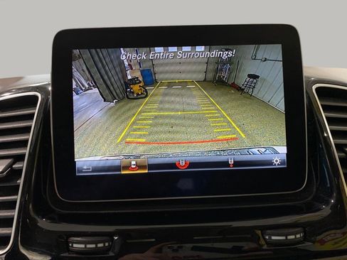 Used 2018 Mercedes-Benz GLE 350 4MATIC image 13