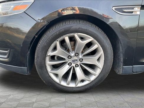 Used 2015 Ford Taurus Limited image 33