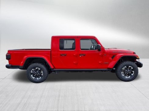 New 2025 Jeep Gladiator Rubicon w/ Convenience Group image 9