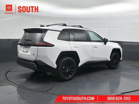 New 2026 Toyota RAV4 SE w/ Convenience Package AWD/4WD image 2