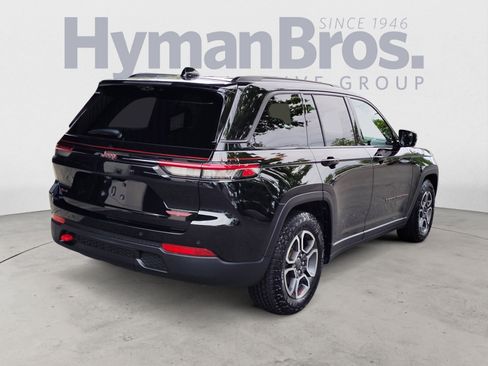 Used 2022 Jeep Grand Cherokee Trailhawk w/ ADV Protech Group II AWD/4WD image 3