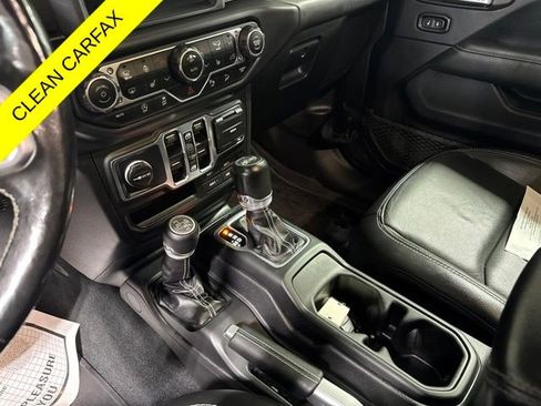 Used 2019 Jeep Wrangler Unlimited Sahara w/ Quick Order Package 24M Moab AWD/4WD image 19