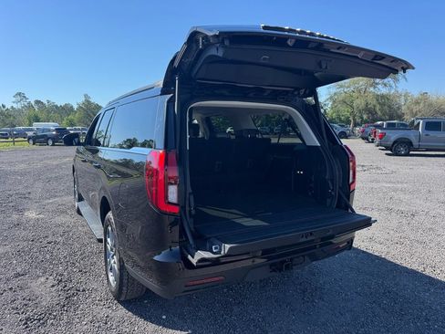 Certified 2025 Ford Expedition Max Active AWD/4WD image 28