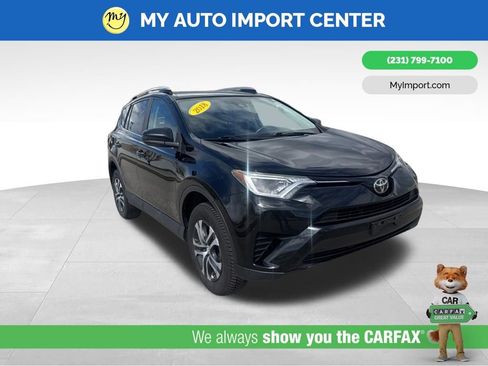 Used 2018 Toyota RAV4 LE w/ All Weather Liner Package AWD/4WD image 1