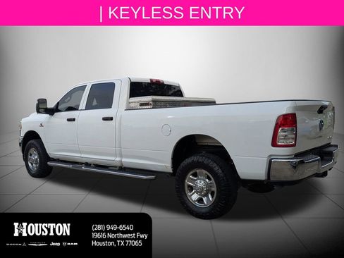 Used 2023 RAM 2500 Tradesman w/ Chrome Appearance Group image 6