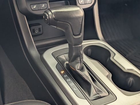 Used 2019 Chevrolet Colorado ZR2 AWD/4WD image 30