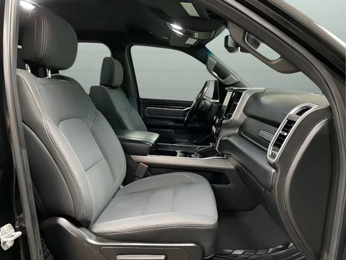 Used 2019 RAM 1500 Big Horn RWD image 13