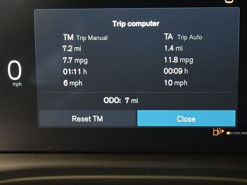 New 2026 Volvo XC40 B5 Ultra w/ Climate Package image 25