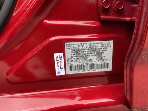 Used 2025 Nissan Sentra SV FWD image 27