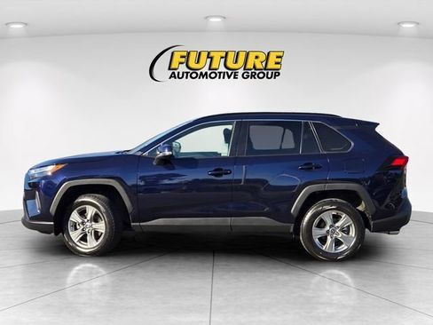 Used 2024 Toyota RAV4 XLE AWD/4WD image 9