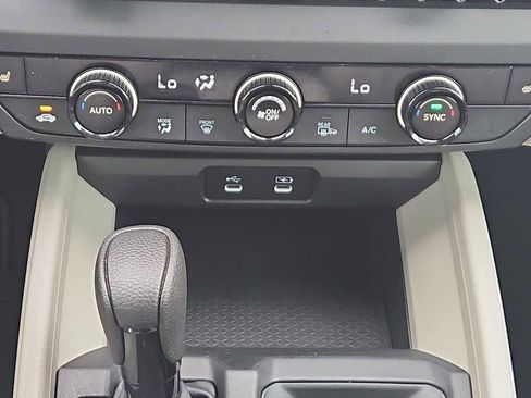 Certified 2025 Honda Accord SE image 17