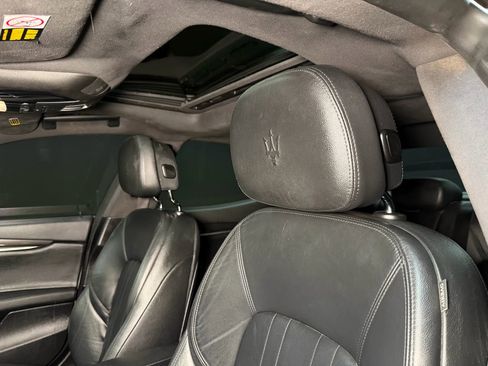 Used 2017 Maserati Ghibli S image 32