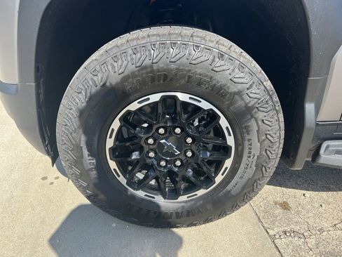 New 2026 Chevrolet Silverado EV Trail Boss image 33