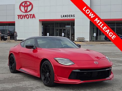 Used 2025 Nissan Z NISMO w/ Floor Mat Package image 1