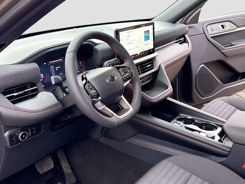 New 2026 Ford Explorer ST-Line image 4