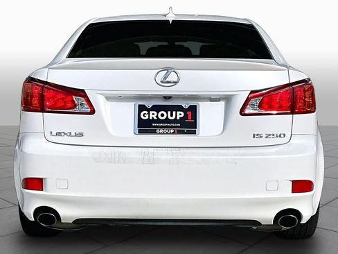 Used 2009 Lexus IS 250 RWD image 4