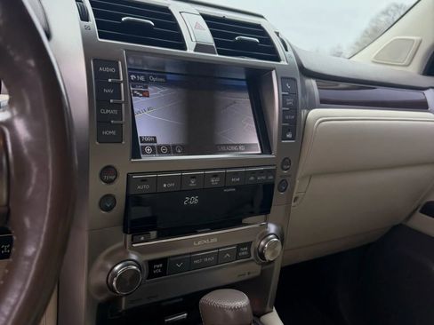 Used 2015 Lexus GX 460 w/ Premium Package image 14