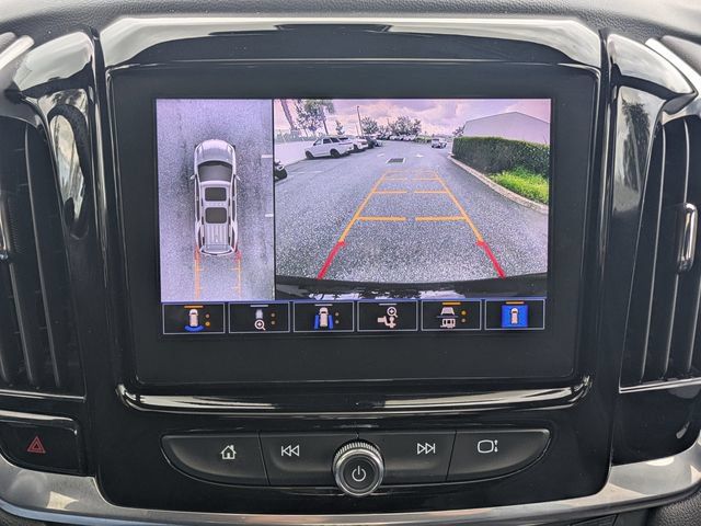 Used 2022 Chevrolet Traverse High Country FWD image 22