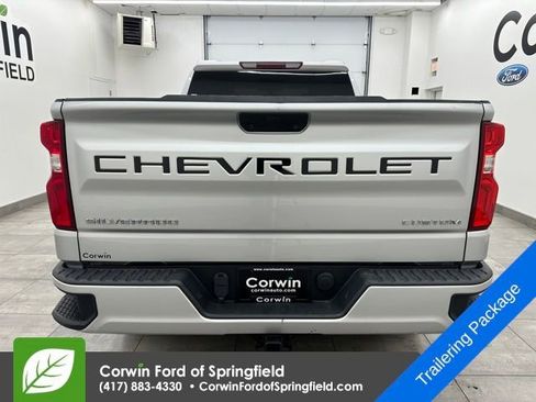 Used 2020 Chevrolet Silverado 1500 Custom w/ Custom Value Package image 4